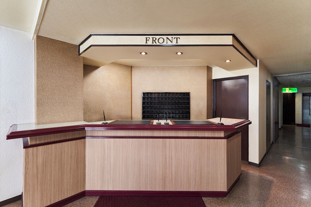 フロント1 | ホテルパコ 帯広中央