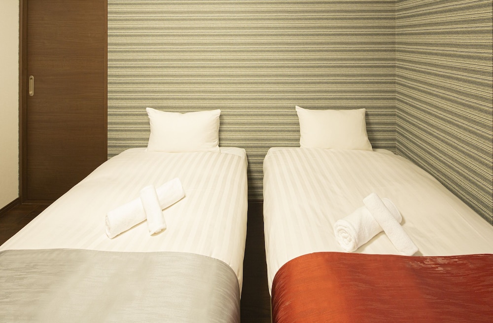 スタンダード ツインルーム 客室2 | Coruscant Hotel 長崎駅前 2