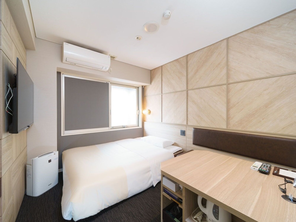 客室1 | スーパーホテル御堂筋線・江坂 客室1 | スーパーホテル御堂筋線・江坂