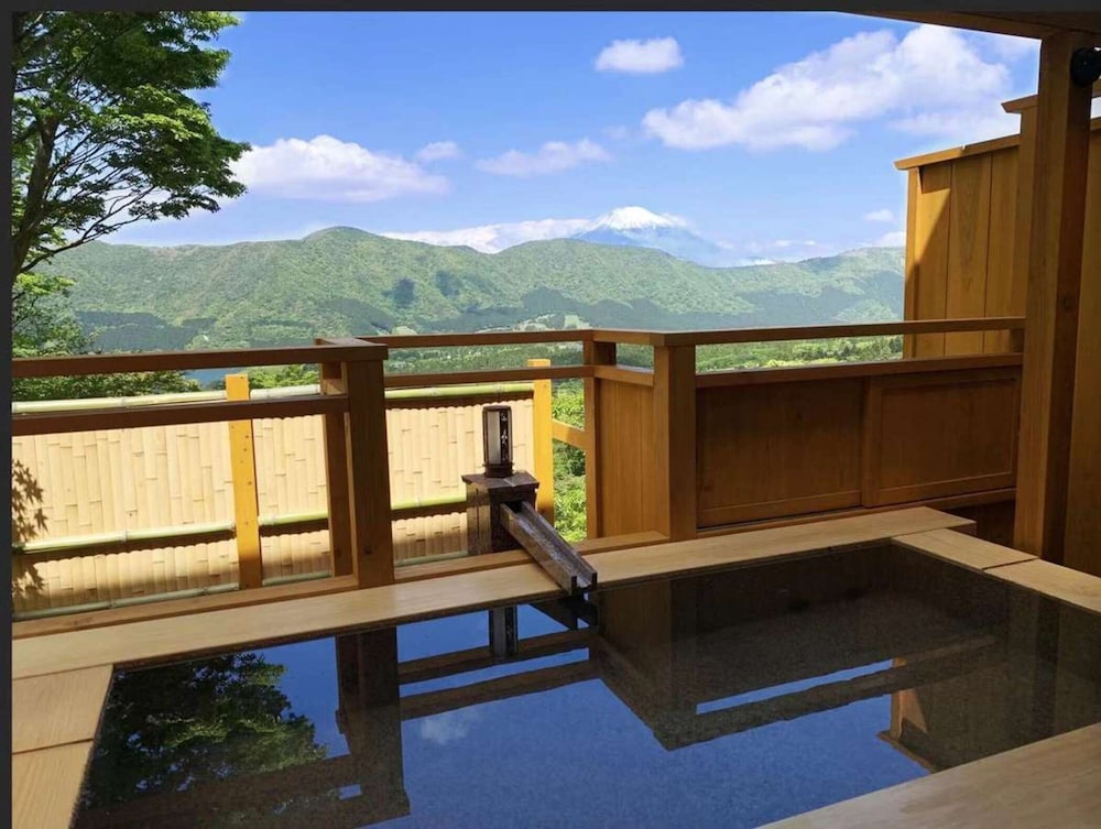 温泉1 | 箱根七福荘