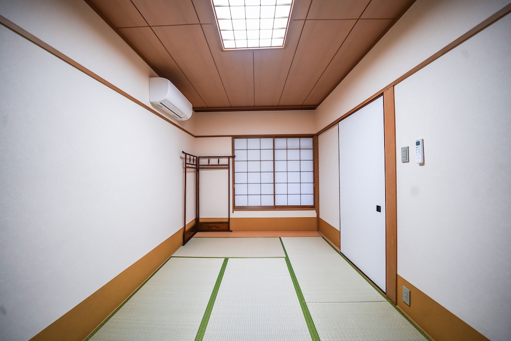 別館 コンドミニアム 客室4 | 箱根七福荘