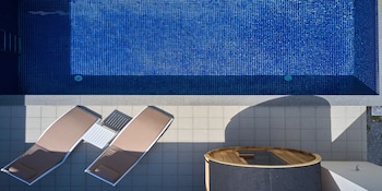 The Pool & Sauna Villa MOTOBU