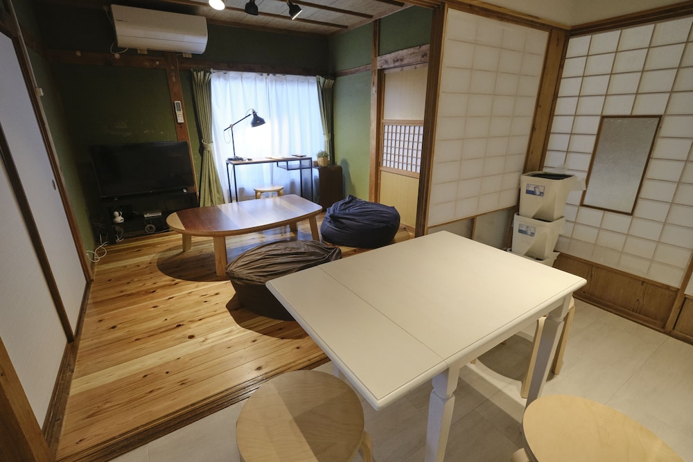 クラシック ハウス 禁煙 リビング エリア1 | Vacation rentals -kou-
