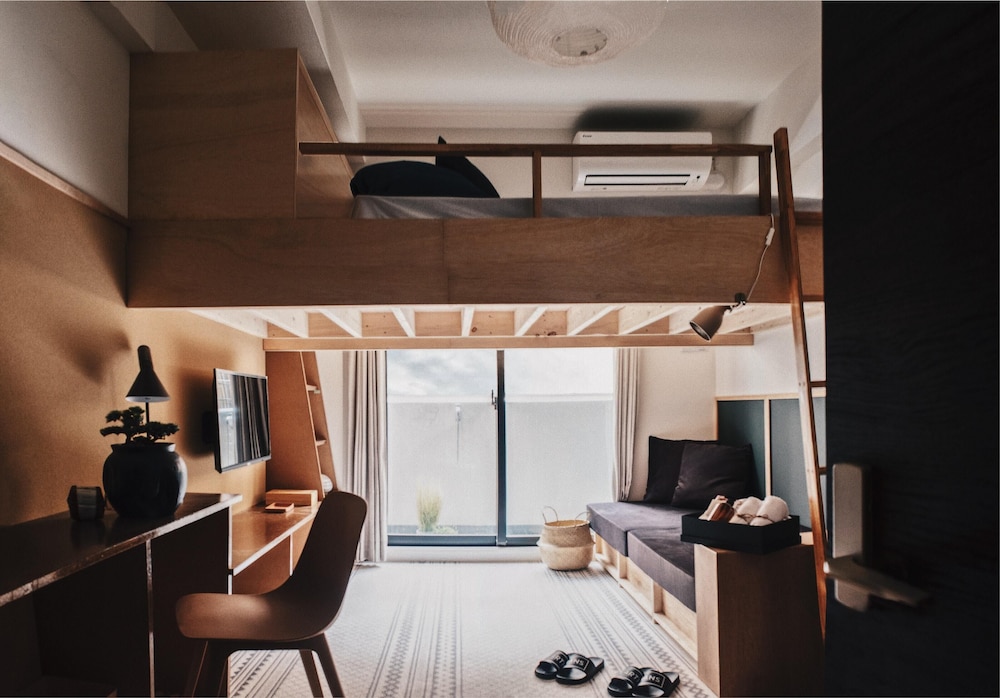 客室1 | EARTHMANS OSAKA-JO