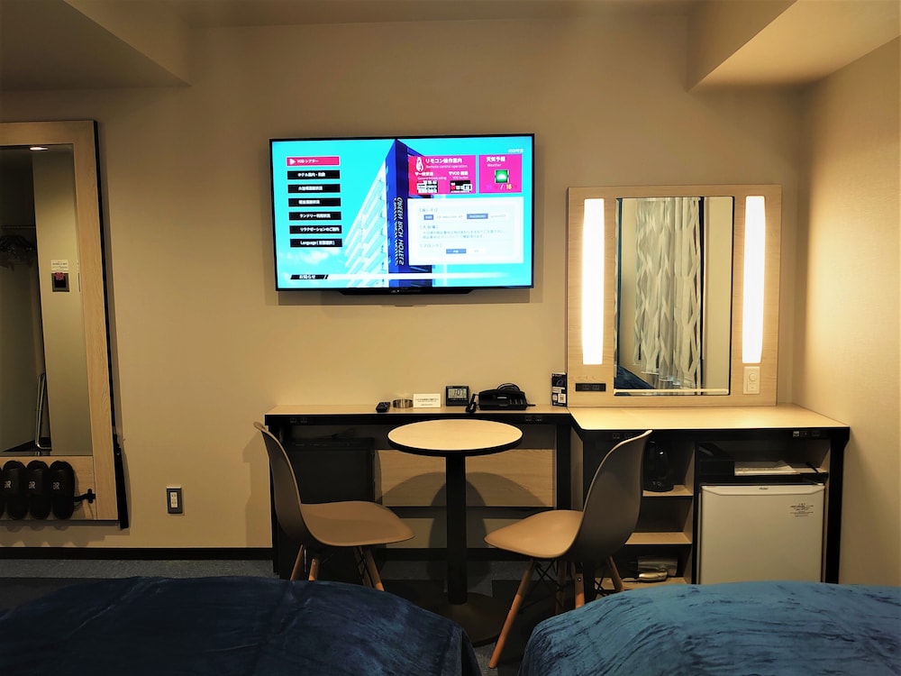 ツイン セミダブル2台 禁煙 客室1 | グリーンリッチホテル名古屋錦 人工温泉・二股湯の華