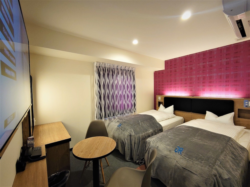 ツイン セミダブル2台 禁煙 客室3 | グリーンリッチホテル名古屋錦 人工温泉・二股湯の華