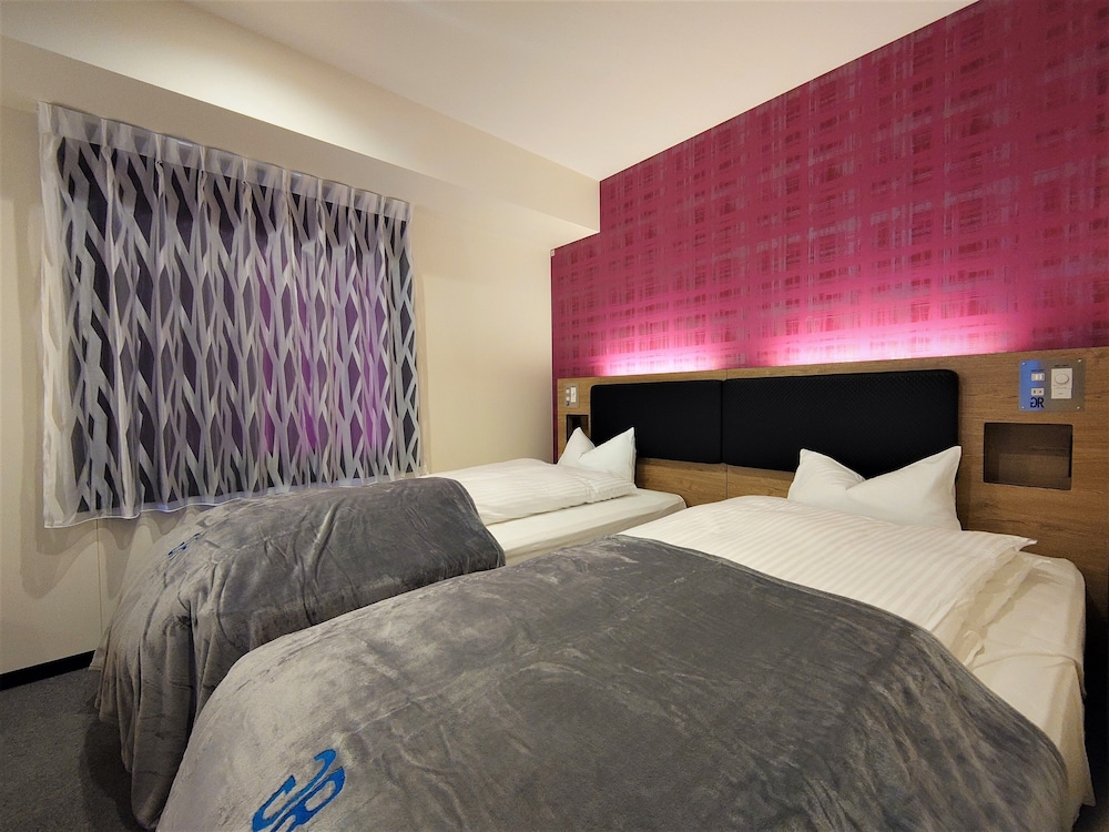 ツイン セミダブル2台 禁煙 客室5 | グリーンリッチホテル名古屋錦 人工温泉・二股湯の華