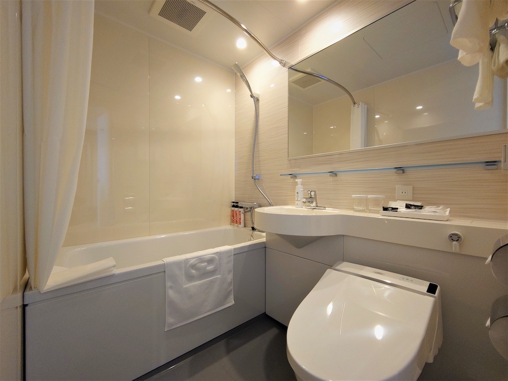 ツイン セミダブル2台 禁煙 バスルーム1 | グリーンリッチホテル名古屋錦 人工温泉・二股湯の華