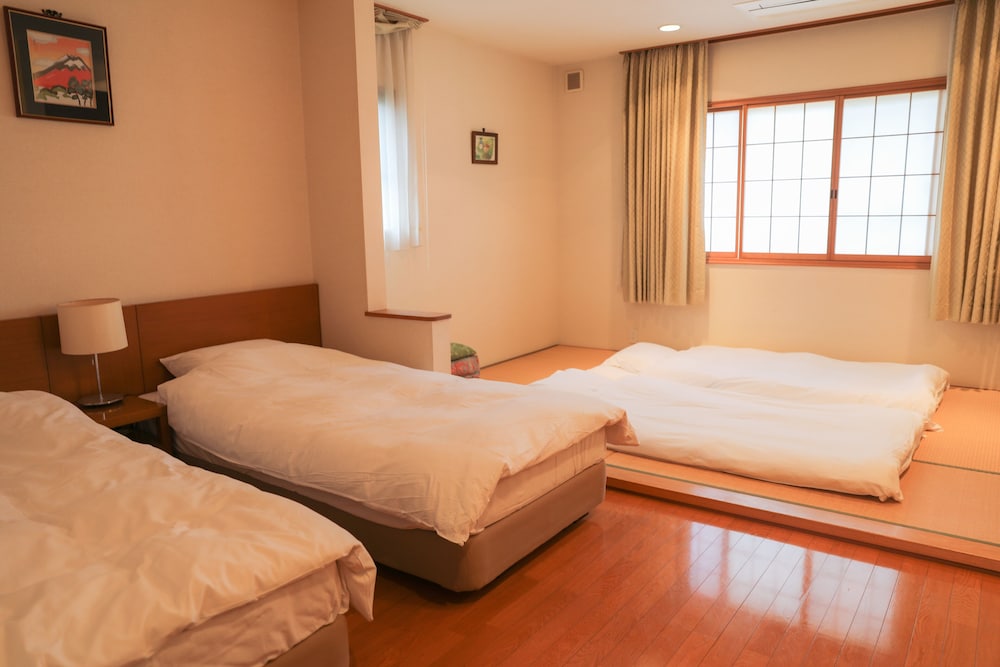 ファミリー スタジオ コーナー 客室1 | 紫陽花温泉旅館