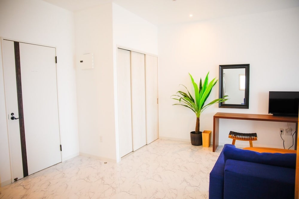 プレミアム ヴィラ オーシャンビュー リビングルーム6 | Shirahama Beach Garden