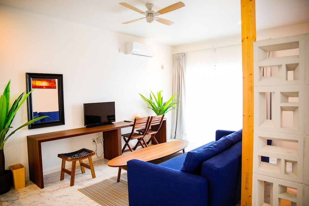 プレミアム ヴィラ オーシャンビュー リビング エリア6 | Shirahama Beach Garden