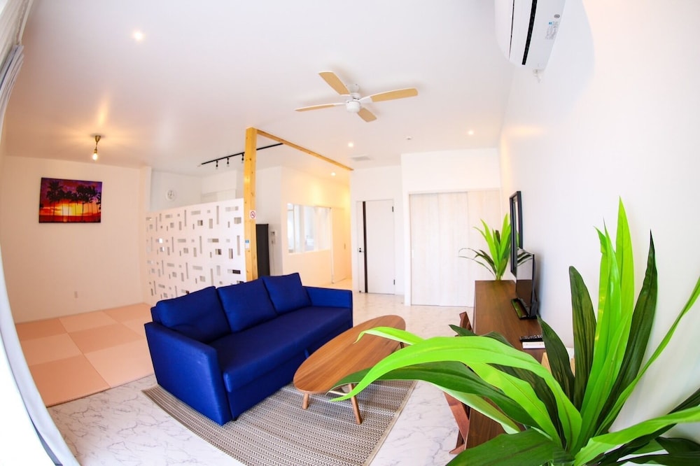 プレミアム ヴィラ オーシャンビュー リビング エリア2 | Shirahama Beach Garden