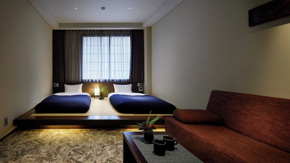 コンフォート トリプルルーム 1 ベッドルーム 禁煙 冷蔵庫 客室2 | Minn 金沢