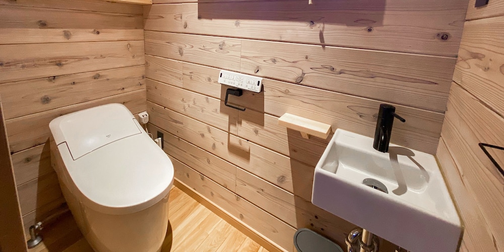 【コテージ Ａ】2階建て2LDK (70平米) 無料WIFI 禁煙 客室13 | Baan Hakuba