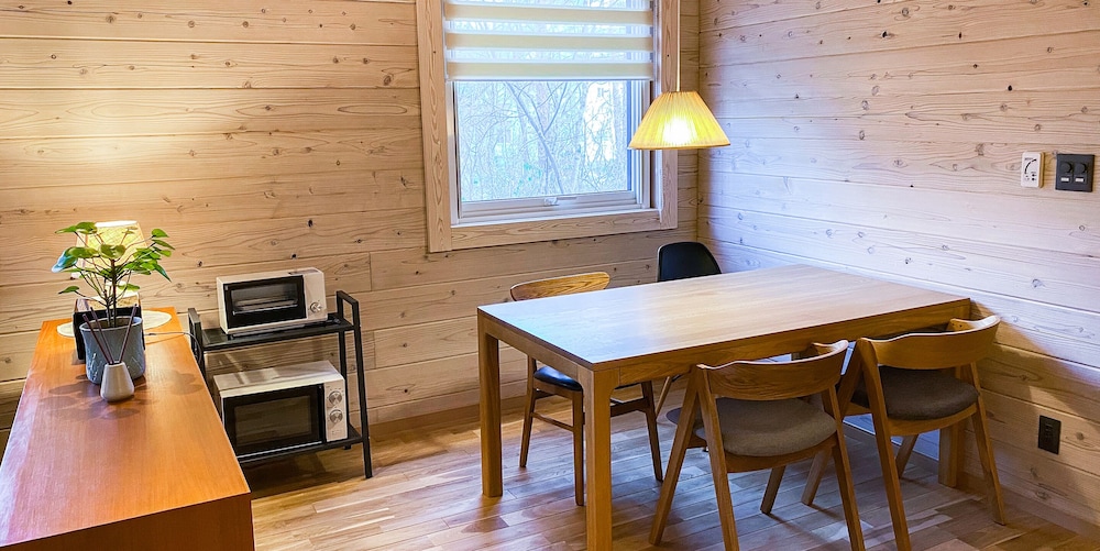 【コテージ Ａ】2階建て2LDK (70平米) 無料WIFI 禁煙 客室14 | Baan Hakuba