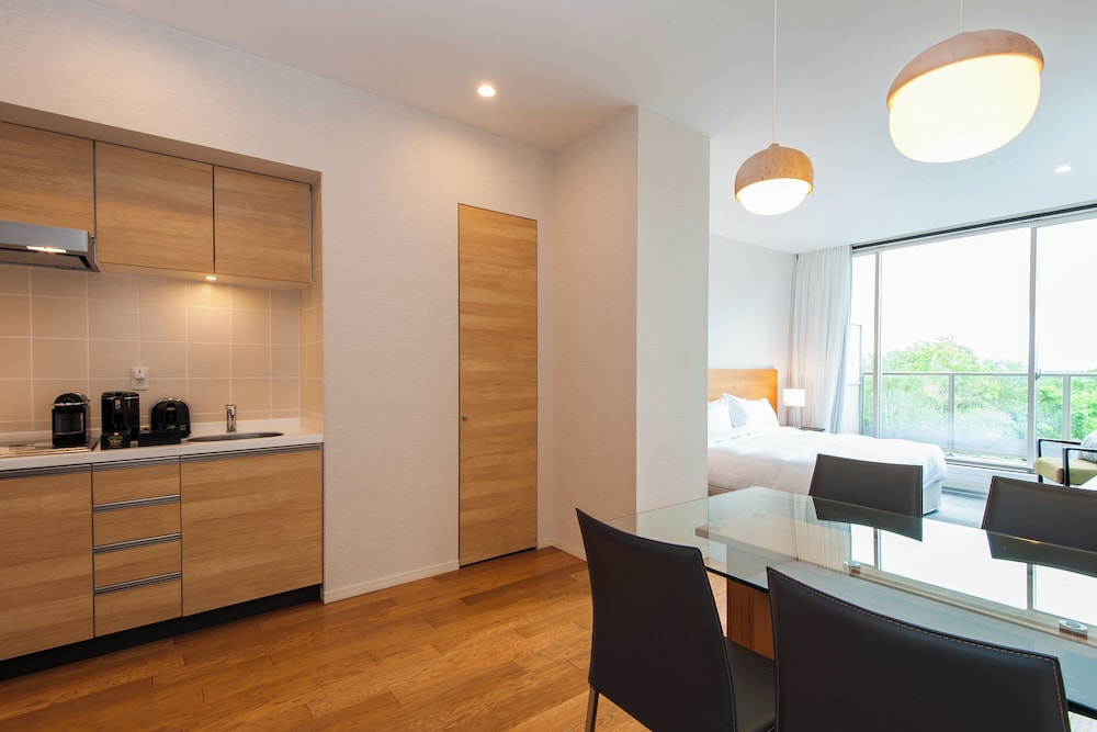 ペントハウス 3 ベッドルーム (3 Bedroom Penthouse Annupuri View) 専用キッチン1 | チャトリウム ニセコ