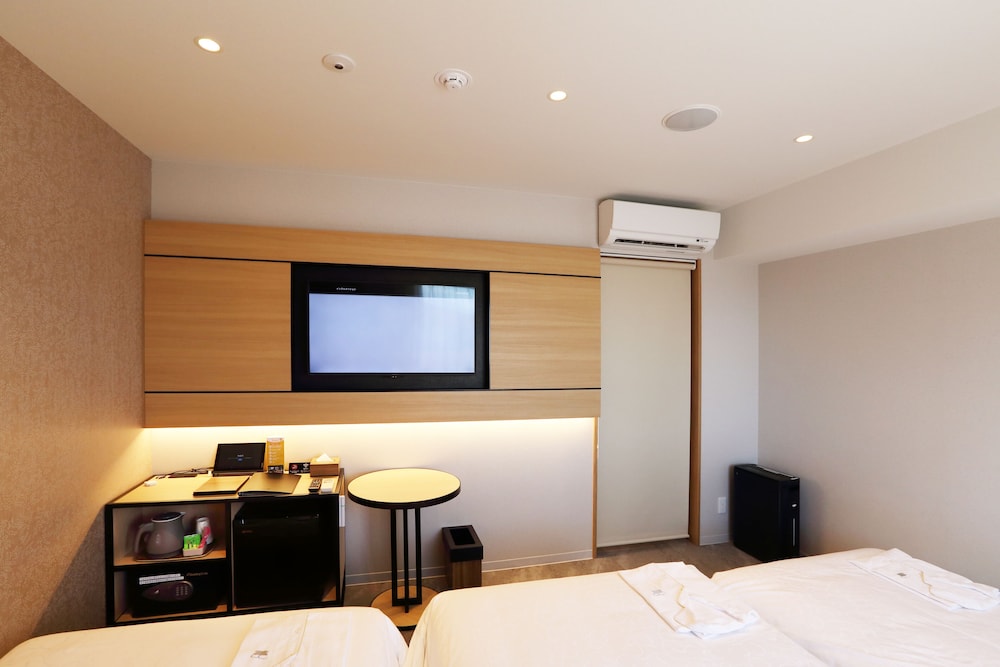 ツインエキストラルーム 客室1 | 変なホテルプレミア 奈良