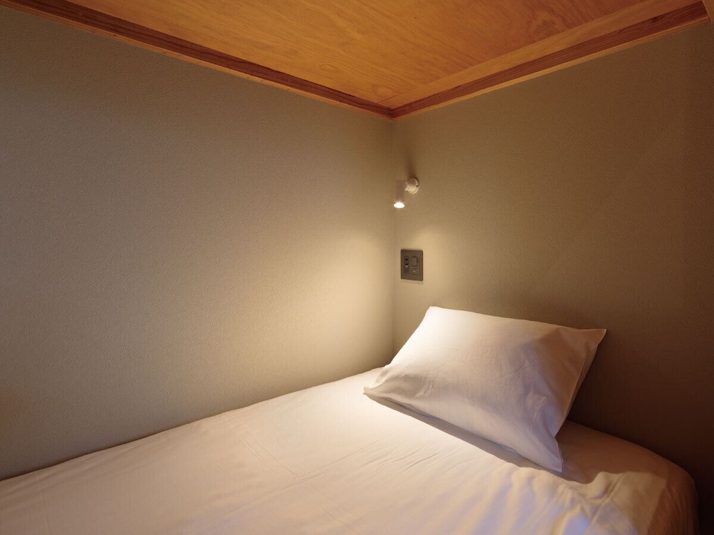 フォースルーム 客室2 | BUNSHODO HOTEL
