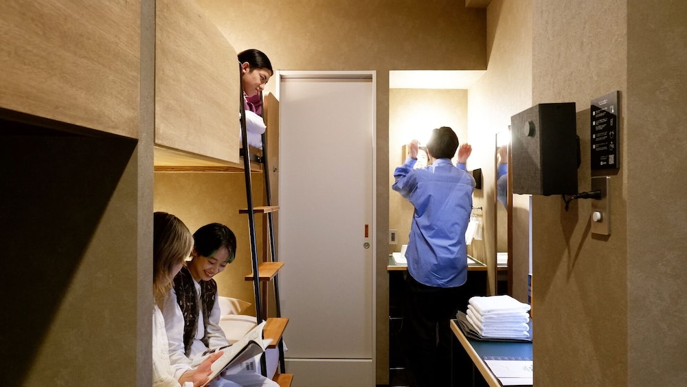 フォースルーム 客室4 | BUNSHODO HOTEL