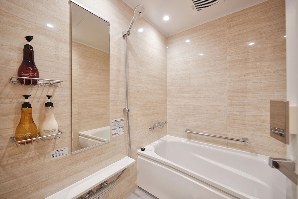 【オープン記念】アニバーサリープラン アニバーサルツイン バスルーム1 | ワイズイン那覇小禄駅前