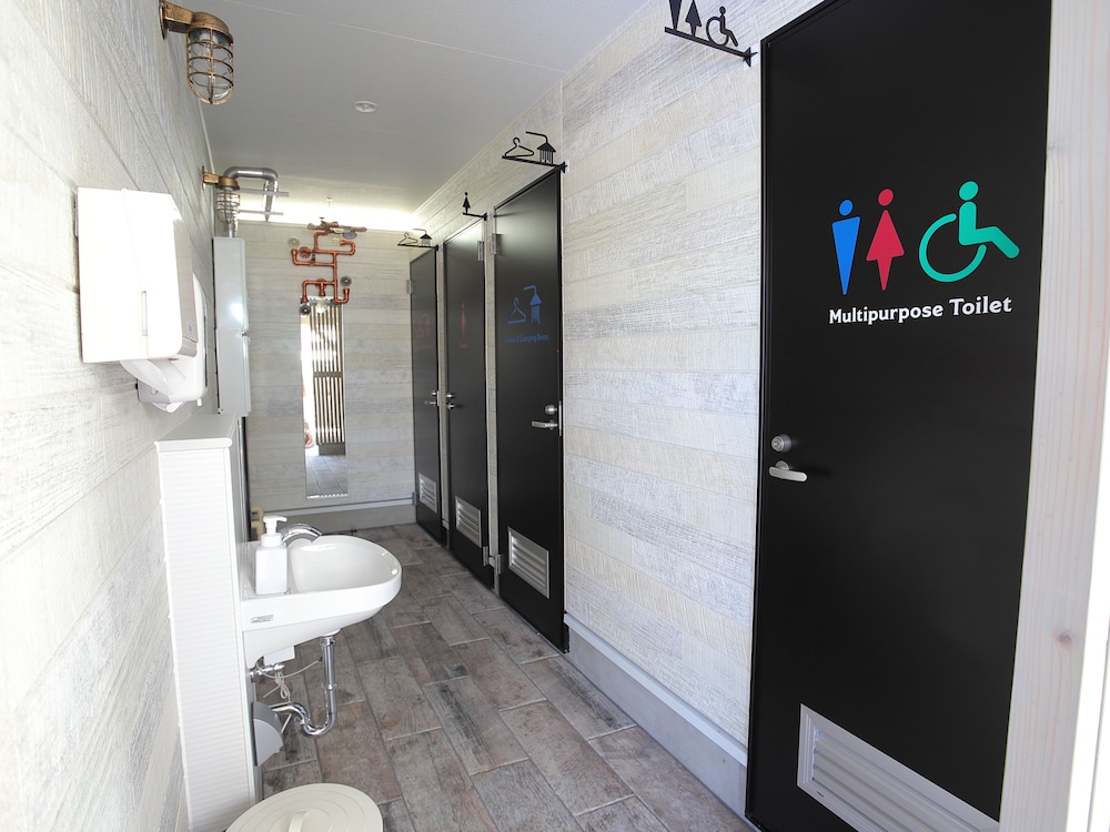 グランピング スーペリアテントルーム 禁煙 バスルーム0 | 吹上浜フィールドホテル