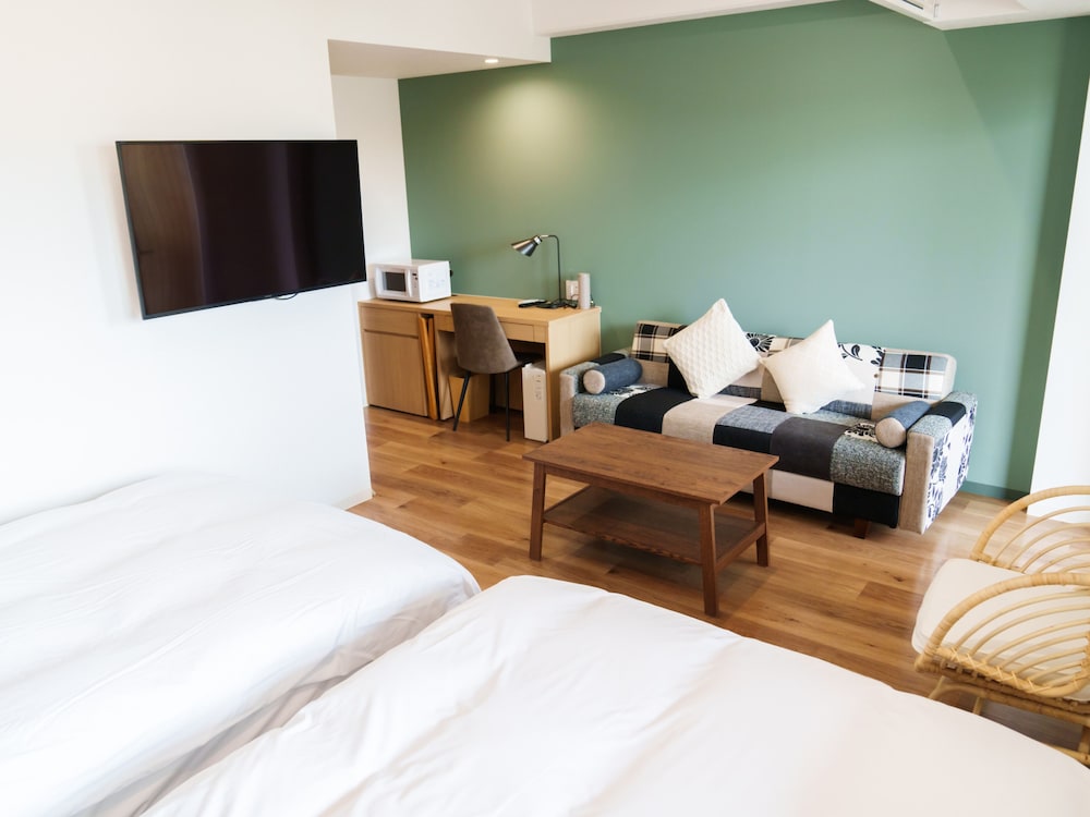 ホテル テラスファミリールーム(山側) 禁煙 リビング エリア0 | 吹上浜フィールドホテル