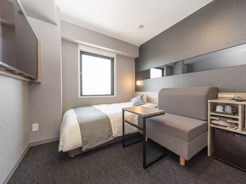 ソファベッド付きルーム | スーパーホテル Premier 金沢駅東口