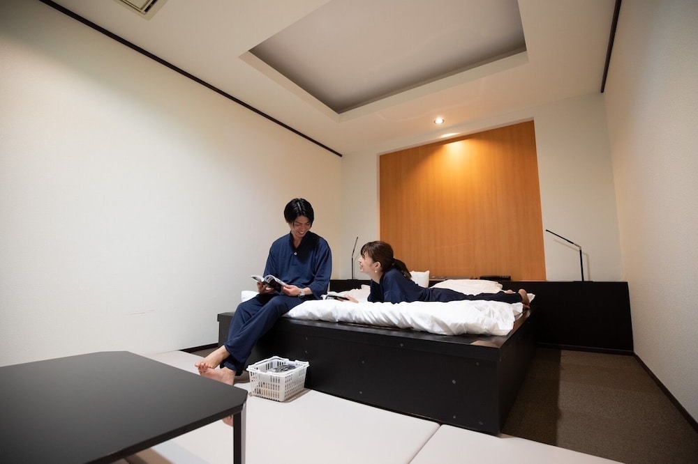 スタンダード ダブルルーム 客室4 | マンガホテル東郷