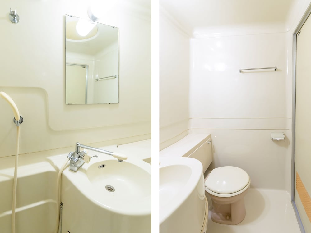 トリプルルーム 喫煙可 バスルーム1 | Tabist ビジネスホテルちとせ 柏崎