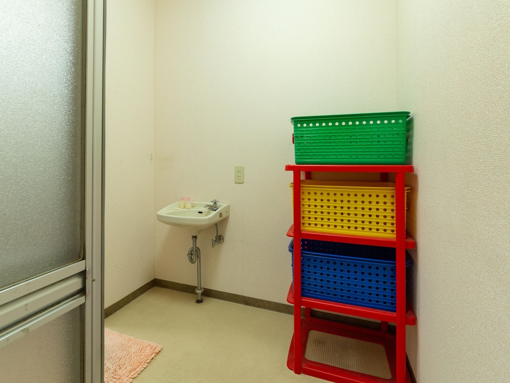 和室3名用 共用バスルーム 喫煙 バスルームの設備0 | Tabist ビジネスホテルちとせ 柏崎