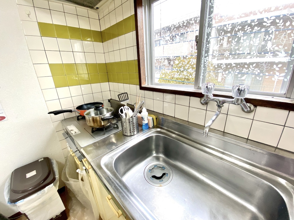 アパートメント (301) 専用キッチン4 | NOMAD松戸宿 テイクファイブ