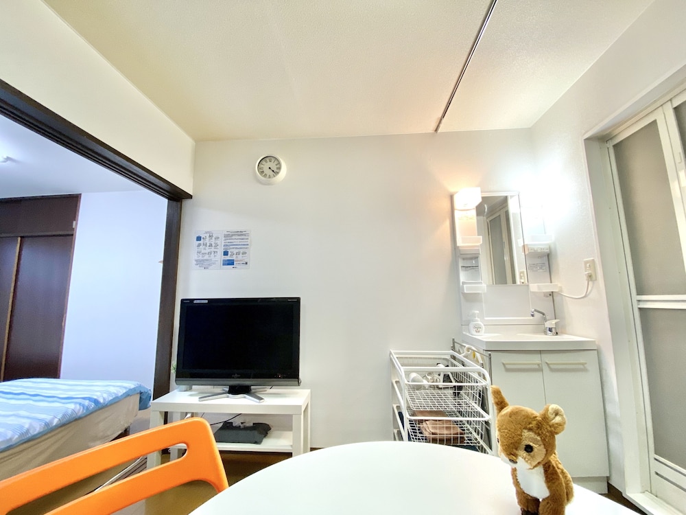 アパートメント (402) 客室2 | NOMAD松戸宿 テイクファイブ