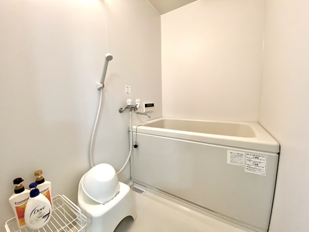 アパートメント (302) バスルーム1 | NOMAD松戸宿 テイクファイブ