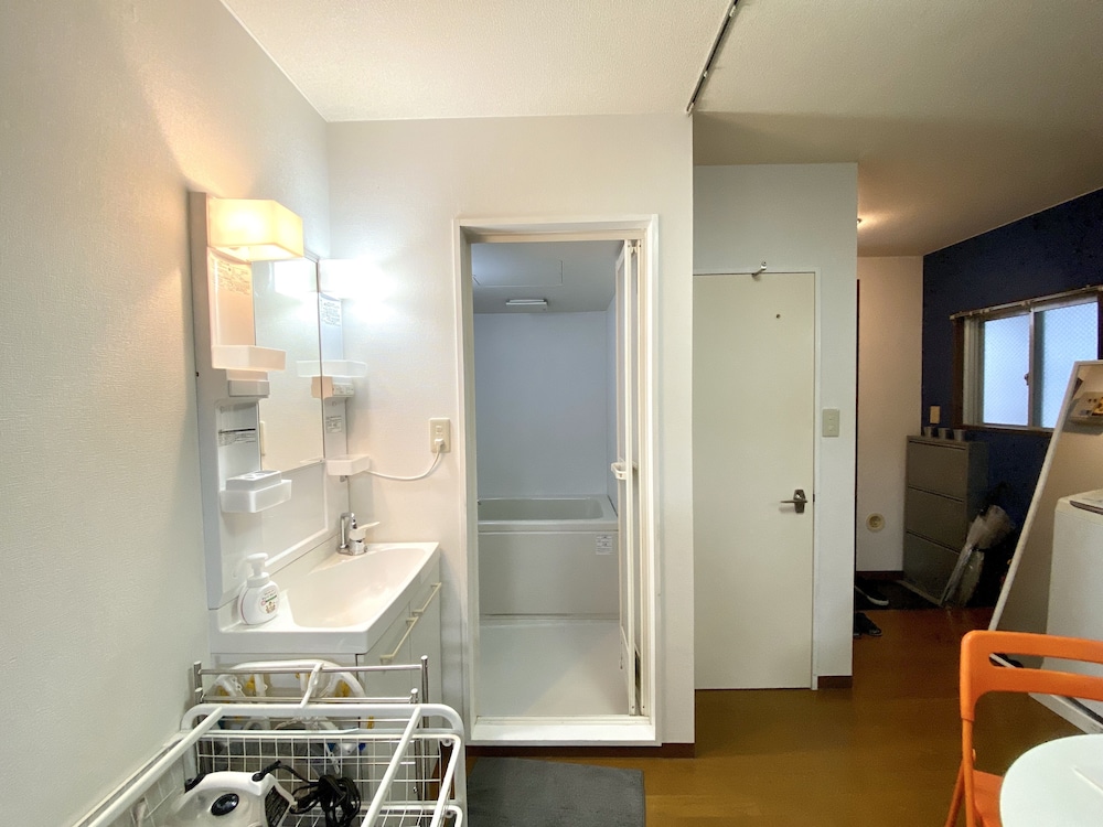 アパートメント (402) バスルーム1 | NOMAD松戸宿 テイクファイブ