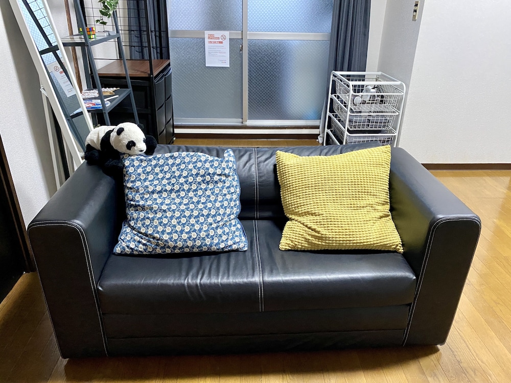 アパートメント (405) リビング エリア1 | NOMAD松戸宿 テイクファイブ