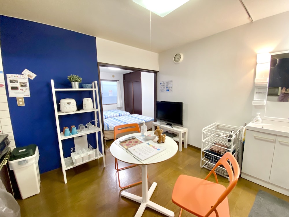 アパートメント (402) 客室3 | NOMAD松戸宿 テイクファイブ