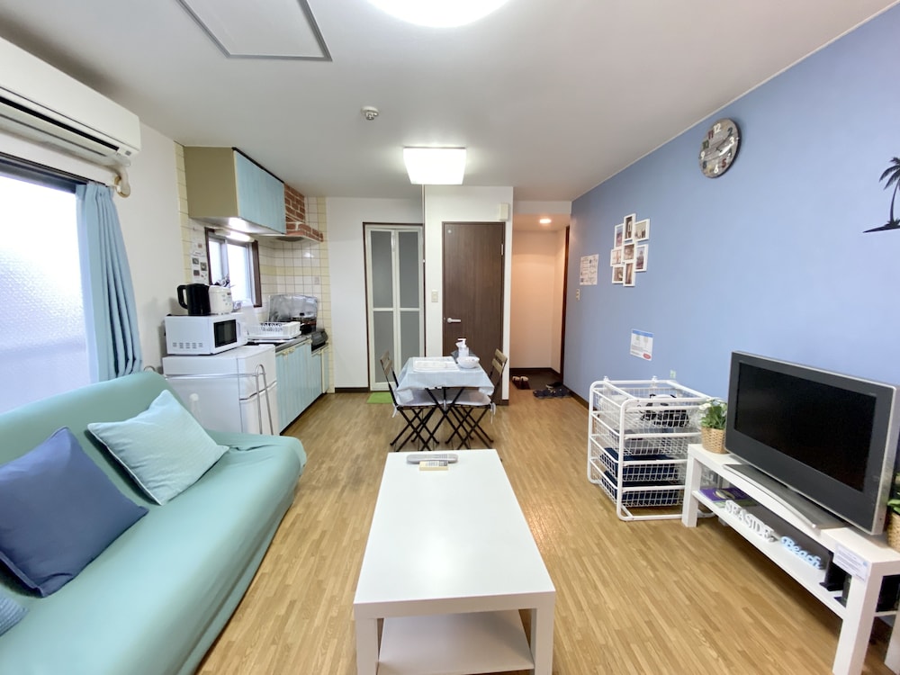 アパートメント (306) リビング エリア1 | NOMAD松戸宿 テイクファイブ