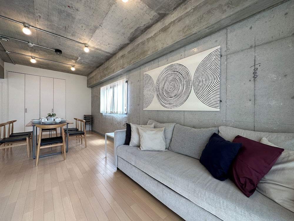 コンドミニアム 1 ベッドルーム (4F) 客室3 | エムズレア本川町