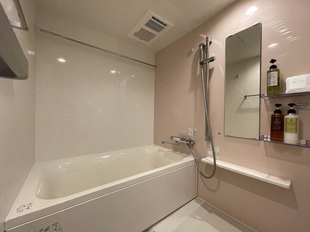 コンドミニアム 2 ベッドルーム (3F) バスルーム0 | エムズレア本川町