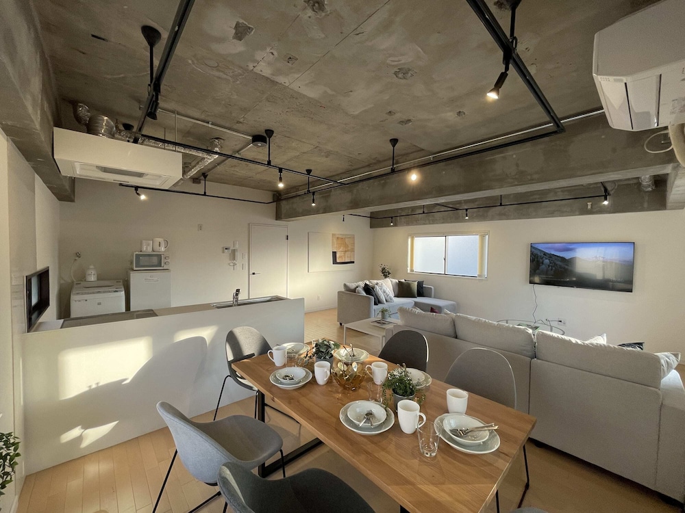 ファミリー コンドミニアム 1 ベッドルーム (6F) | エムズレア本川町