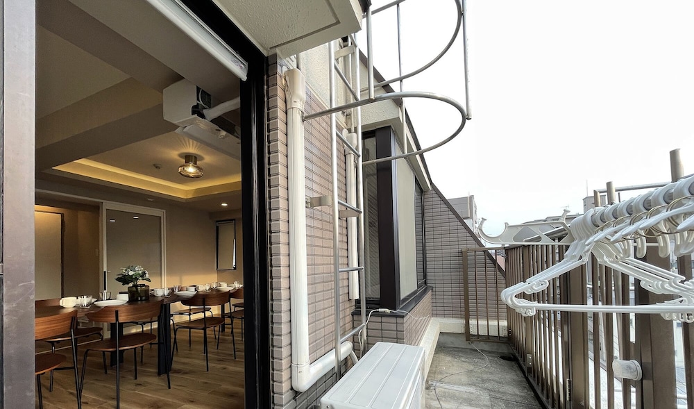 エクスクルーシブ コンドミニアム 4 ベッドルーム (7F) テラス / パティオ0 | エムズレア本川町