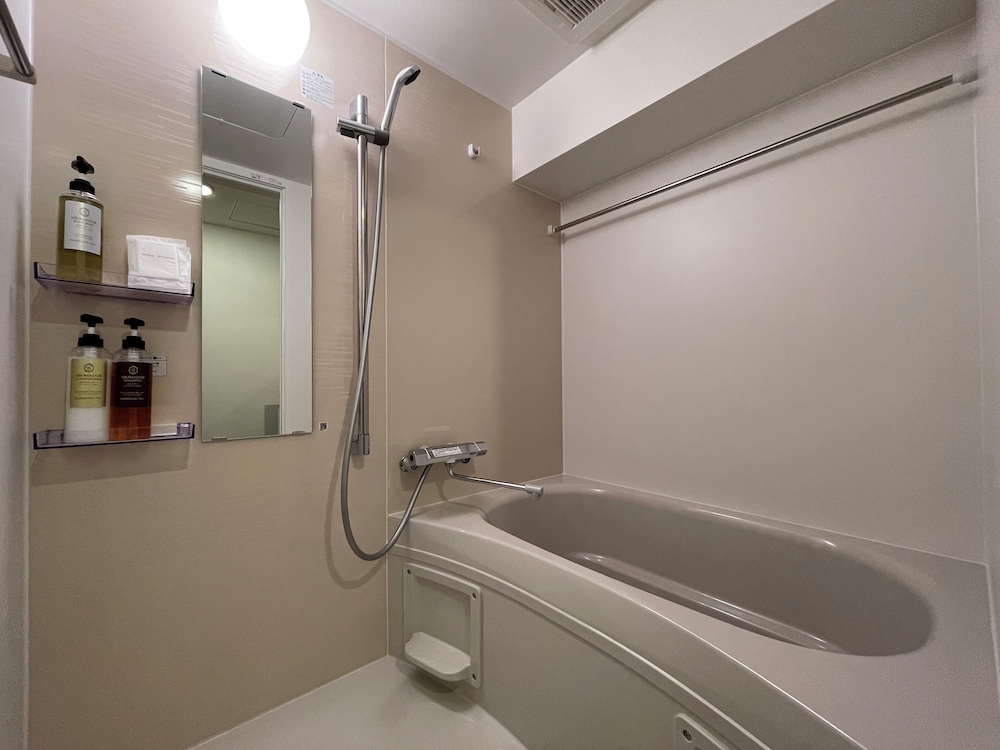 コンドミニアム 1 ベッドルーム (4F) バスルーム1 | エムズレア本川町