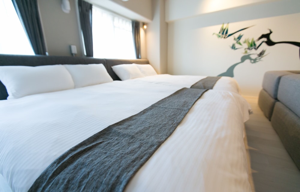 デザイン スタジオスイート (301) 客室2 | ORIGAMINN