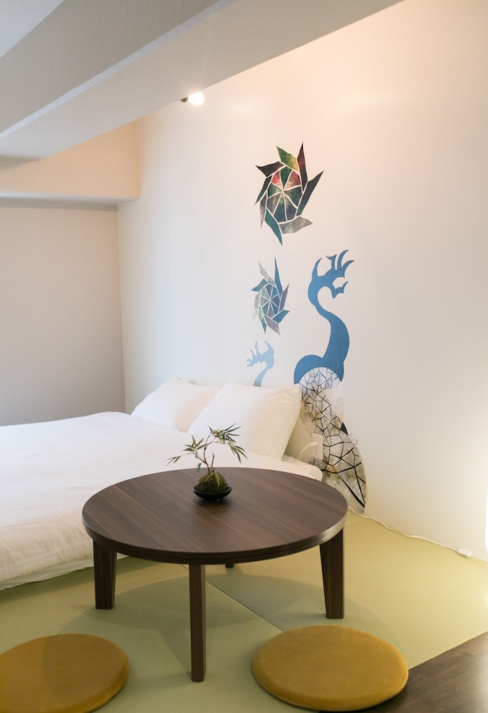 デザイン スタジオ (403) 客室1 | ORIGAMINN