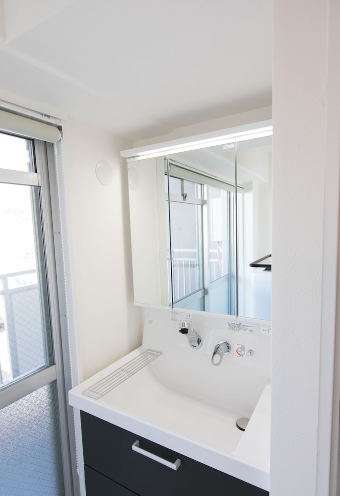 デザイン スタジオスイート (301) バスルーム4 | ORIGAMINN