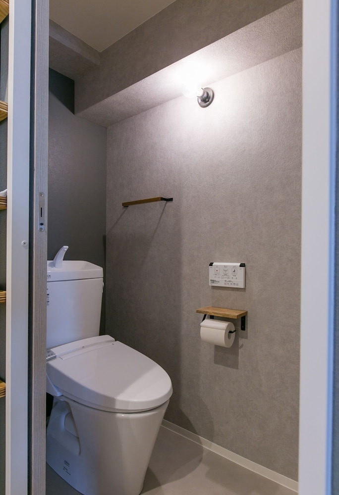 デザイン スタジオスイート (302) バスルーム0 | ORIGAMINN