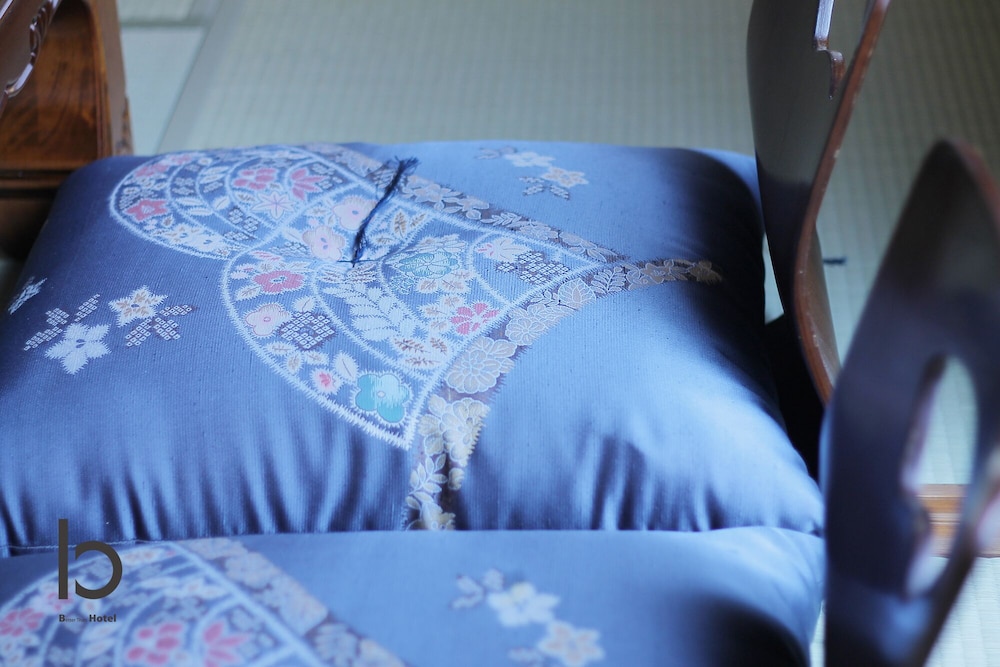 コンドミニアム 3 ベッドルーム (401) 客室5 | Hanagin Building