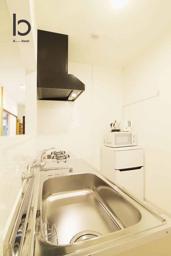 コンドミニアム 3 ベッドルーム (401) 専用キッチン2 | Hanagin Building