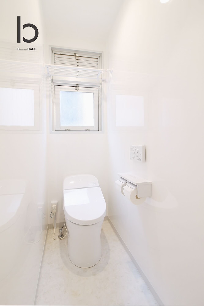 コンドミニアム 3 ベッドルーム (401) バスルーム3 | Hanagin Building