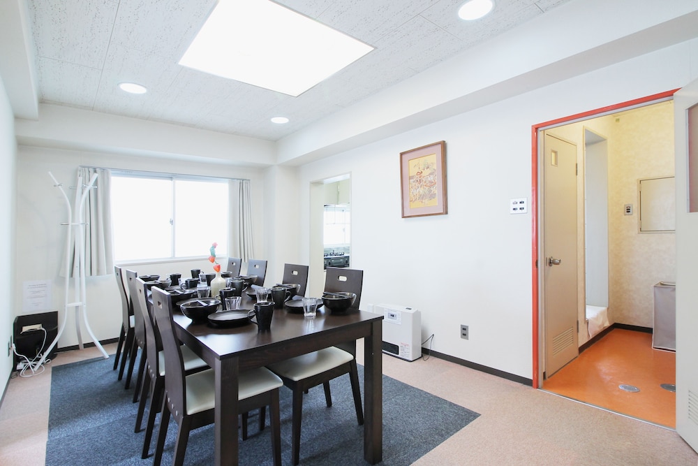 コンドミニアム 3 ベッドルーム (401) 専用キッチン2 | 石木ビル